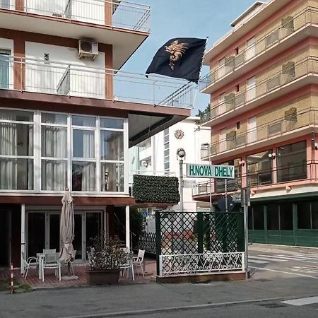 רימיני Hotel Nova Dhely מראה חיצוני תמונה
